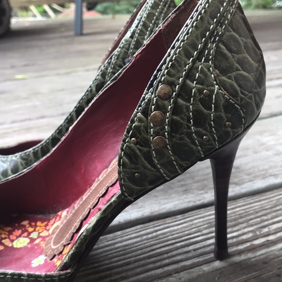 Super sexy alligator print pointy toe pump - Picture 4 of 7